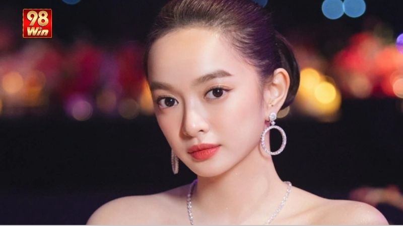 CEO 98win - Nữ Tổng Tài Bá Đạo Đưa Nhà Cái Lên Đỉnh Cao 2 thanh-cong-cua-thuong-hieu-nha-cai-truc-tuyen-duoi-su-lanh-dao-cua-ceo