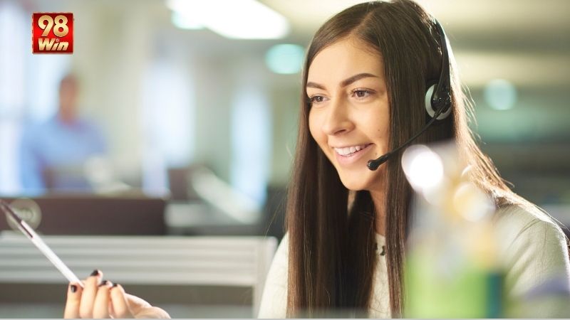 Liên Hệ 98win - Cầu Nối Cho Người Chơi Cá Cược Trực Tuyến 3 nhung-luu-y-khi-lien-he-98win