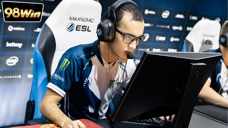 Cược esport hoàn trả 5% - Khám Phá Cơ Hội Lợi Nhuận Đáng Kể 6 Ưu điểm của chương trình cược eSport hoàn trả 5% tại nhà cái uy tín